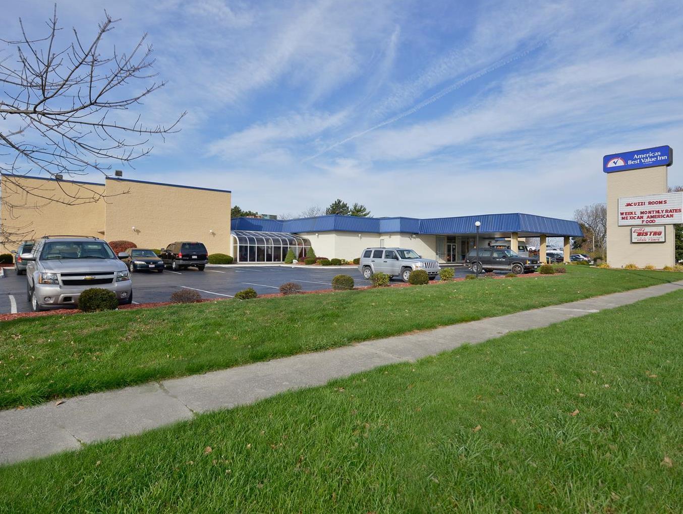 Baymont By Wyndham Northwood Motel Exterior foto