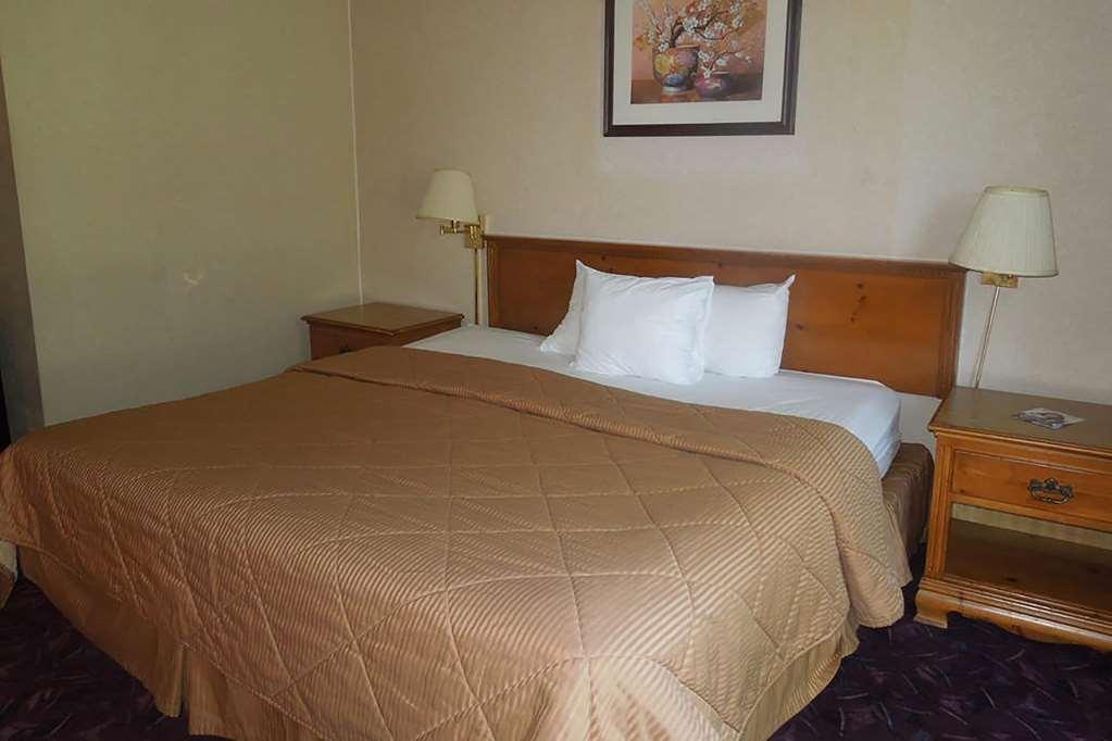 Baymont By Wyndham Northwood Motel Quarto foto