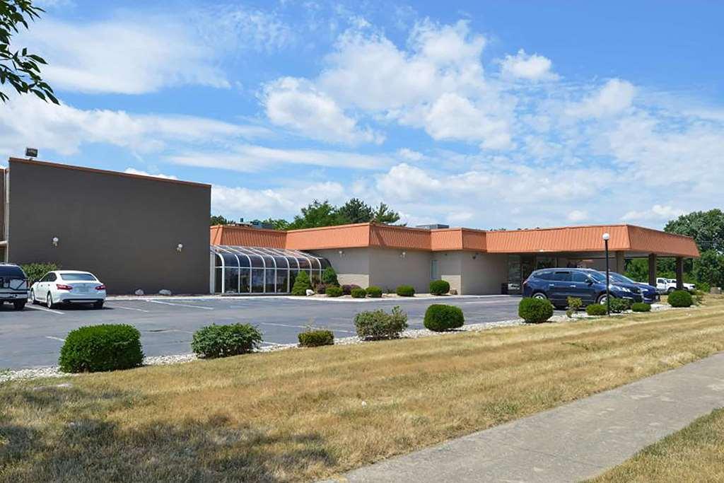 Baymont By Wyndham Northwood Motel Exterior foto