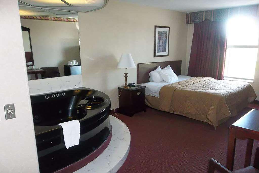 Baymont By Wyndham Northwood Motel Quarto foto